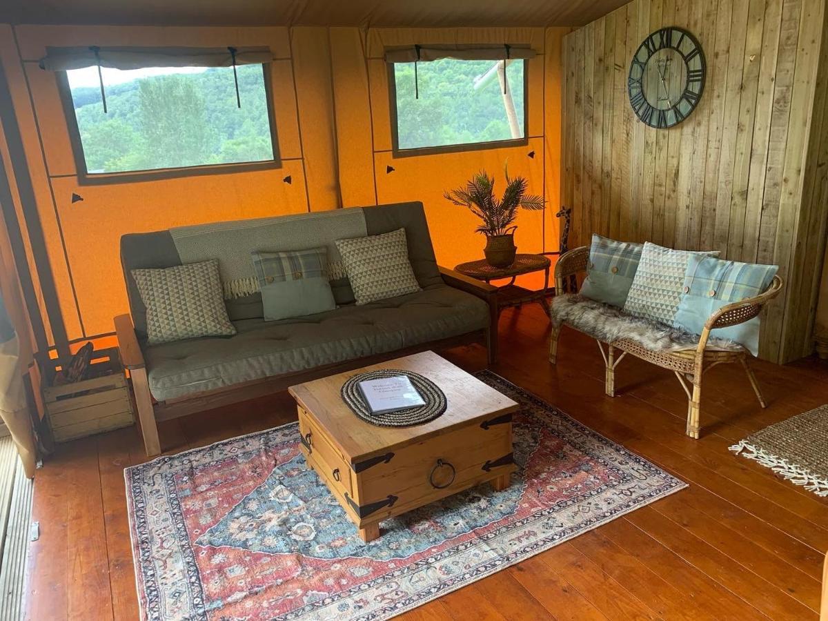 Mountain View Safari Tent With Hot Tub In The Heart Of Snowdonia Dolgellau Exteriör bild