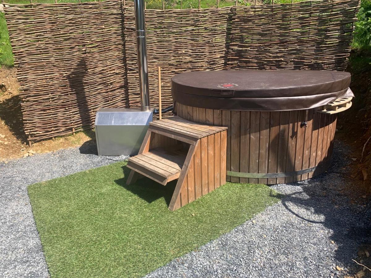 Mountain View Safari Tent With Hot Tub In The Heart Of Snowdonia Dolgellau Exteriör bild