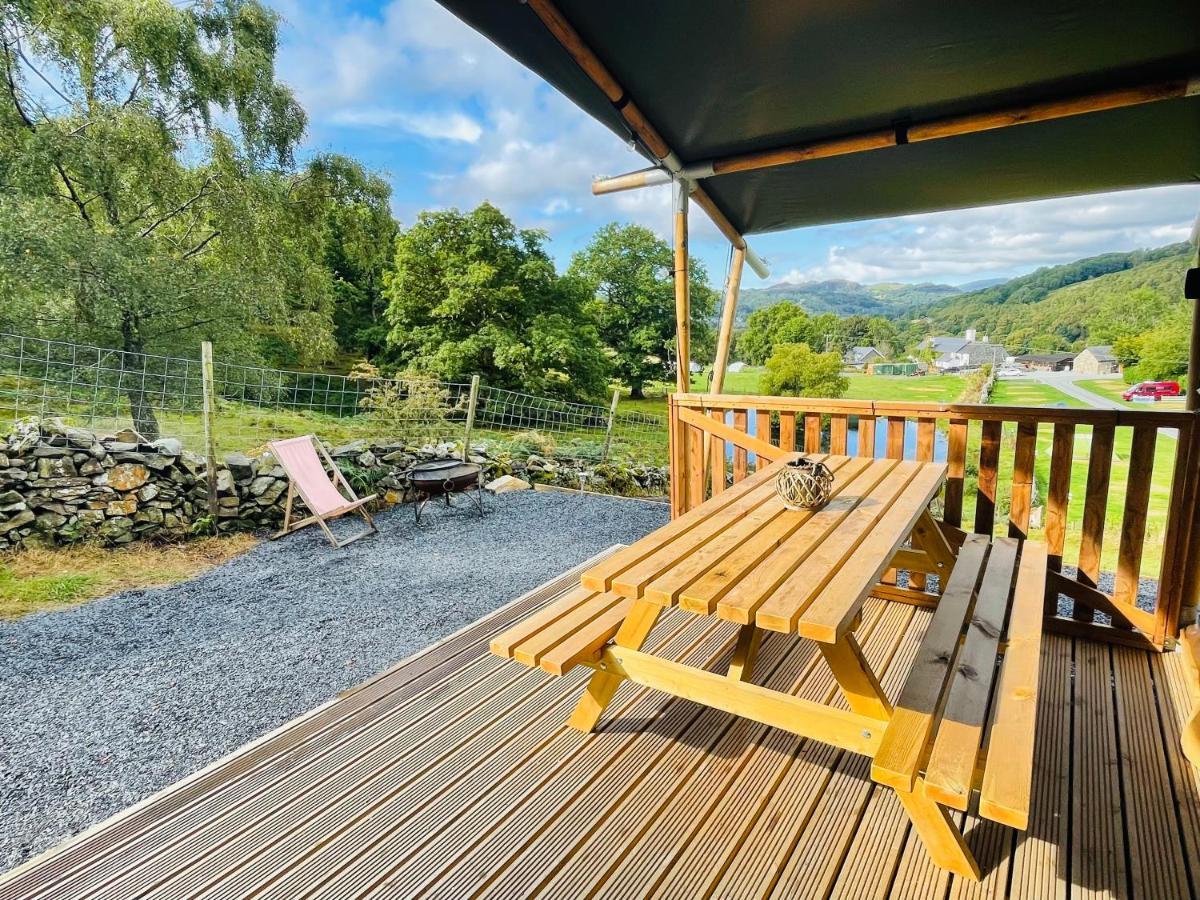 Mountain View Safari Tent With Hot Tub In The Heart Of Snowdonia Dolgellau Exteriör bild